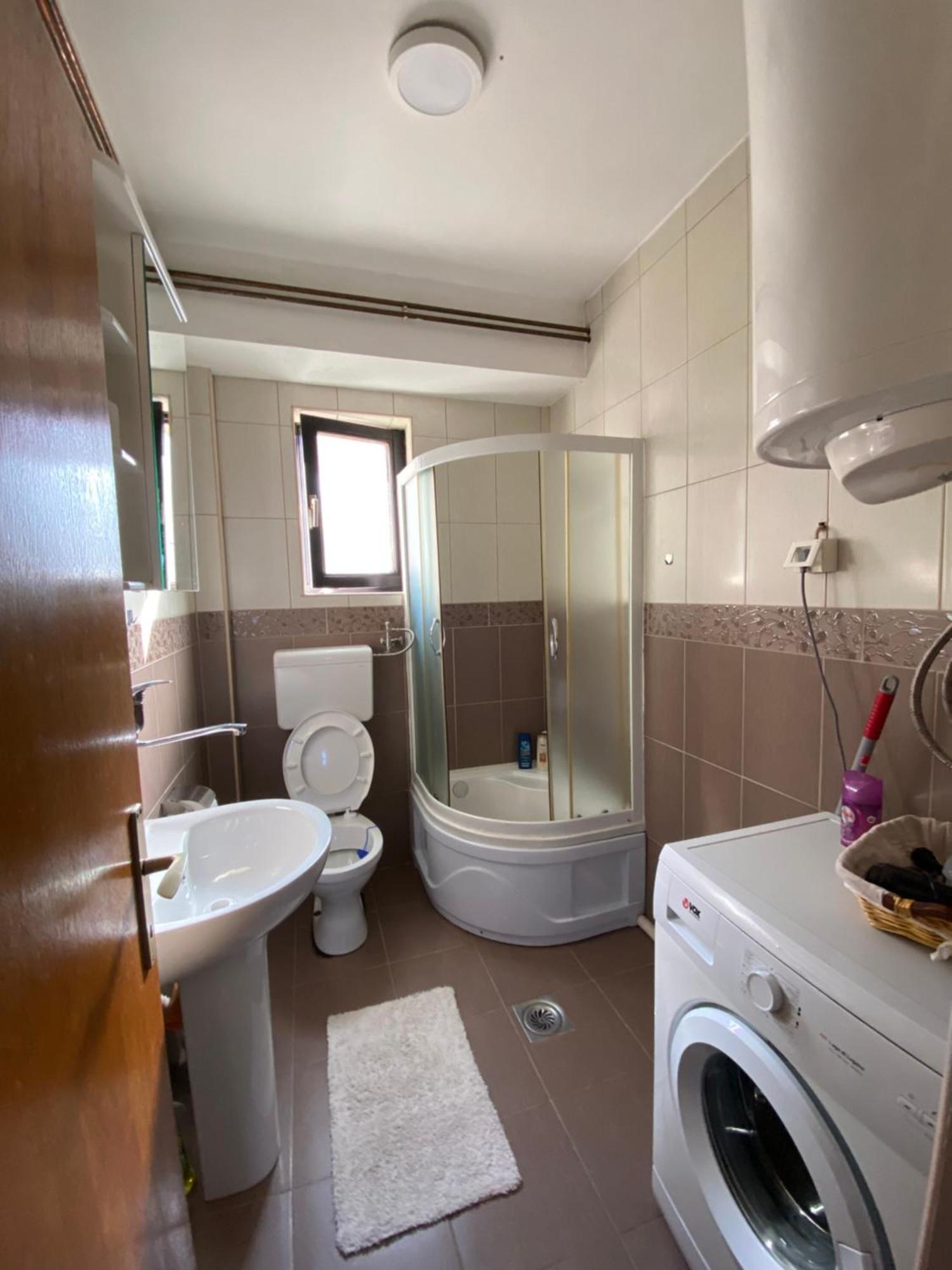 Apartmani Dora Leskovac レスコヴァツ エクステリア 写真