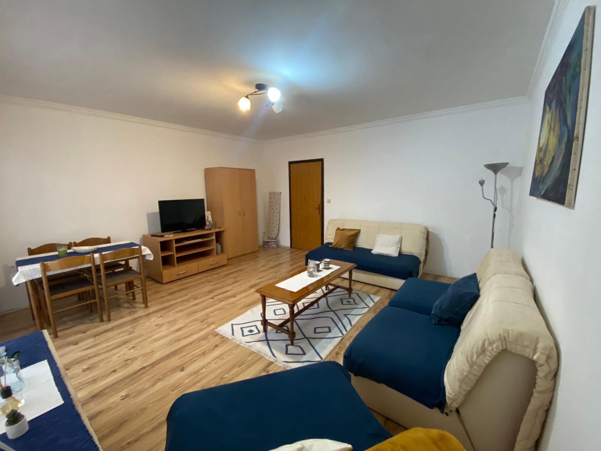 Apartmani Dora Leskovac レスコヴァツ エクステリア 写真